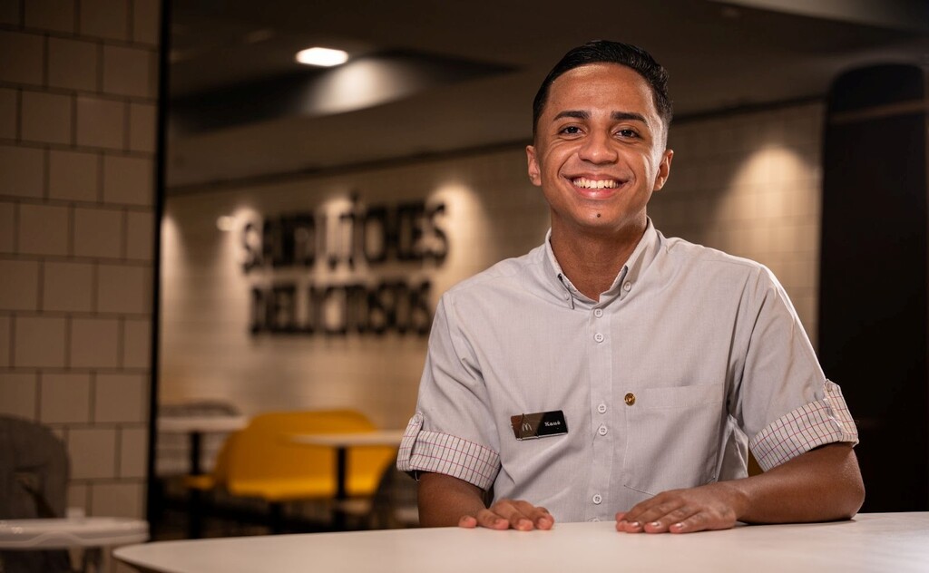 McDonald’s acelera mobilidade social e transforma atendentes em líderes