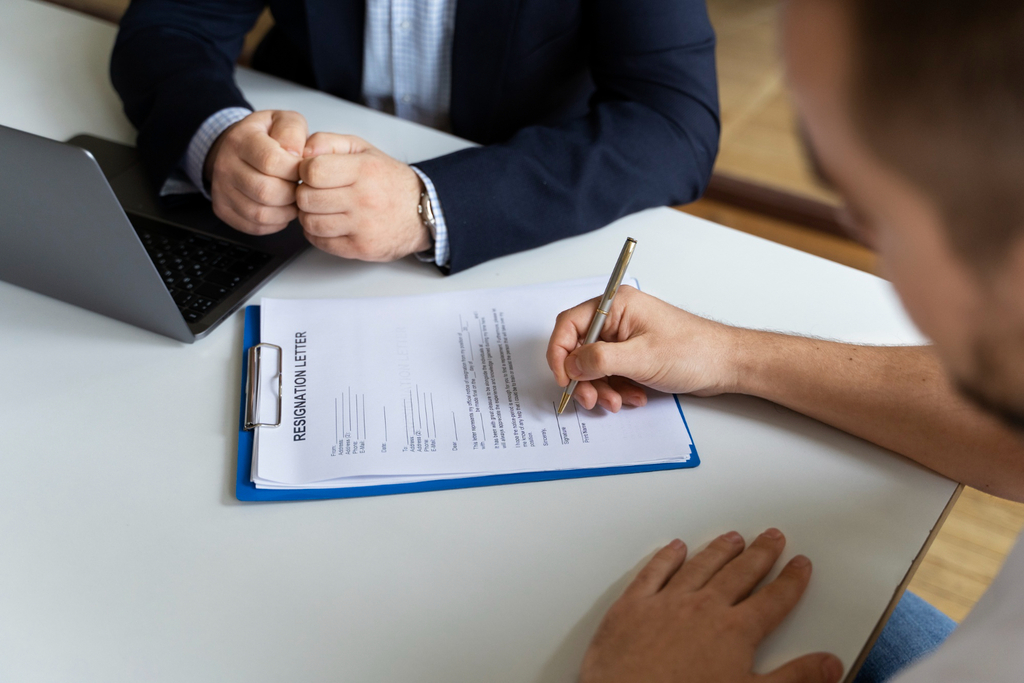 53% das empresas admitem contratações erradas em 2025