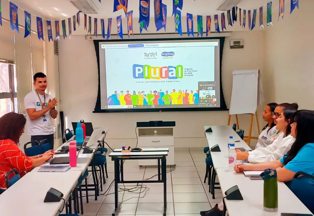 Santa Helena estrutura grupos de afinidade para diversidade